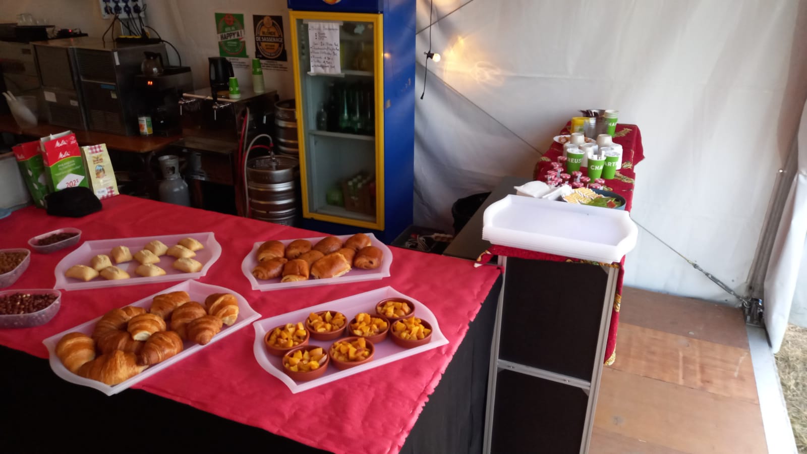 Le bar de la guinguette